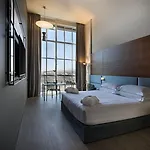 מלון Doubletree By Hilton Lingotto 4*