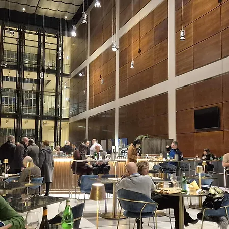 Отель Doubletree By Hilton Lingotto