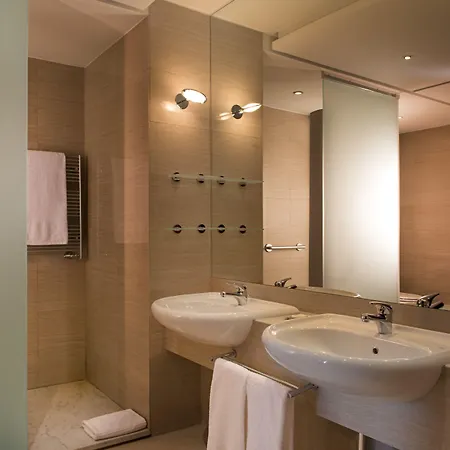 Doubletree By Hilton Lingotto Hotell 4*