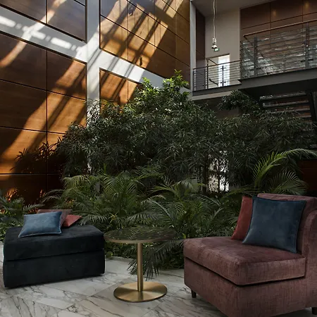 Отель Doubletree By Hilton Lingotto Турин