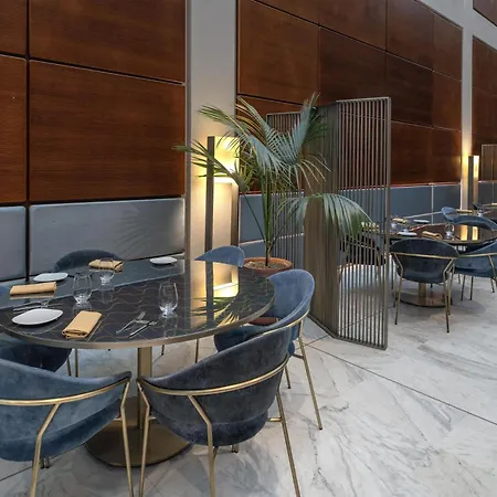 Hotel Doubletree By Hilton Lingotto Turin
