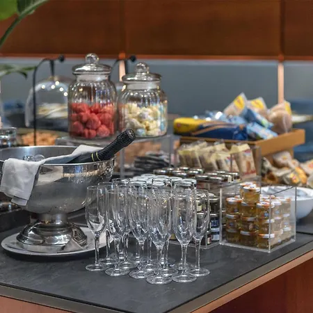 Doubletree By Hilton Lingotto Hotel Turin