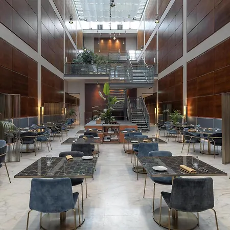 Doubletree By Hilton Lingotto Hotel 4*