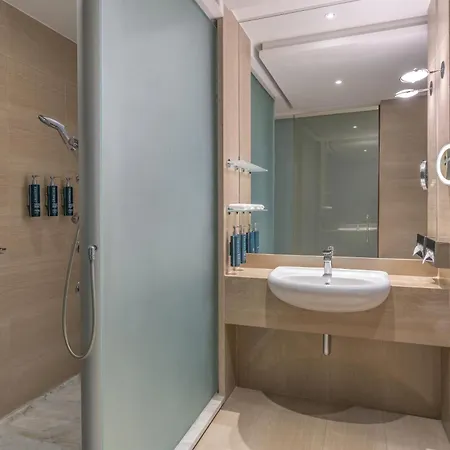Hotel Doubletree By Hilton Lingotto Turin