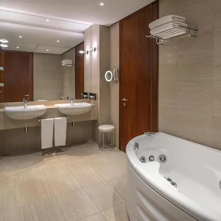 Doubletree By Hilton Lingotto Turin