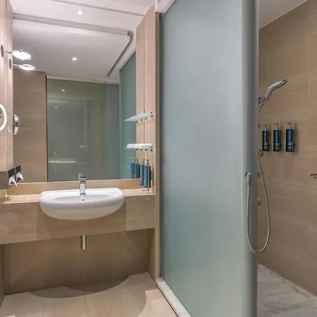Hotel Doubletree By Hilton Lingotto