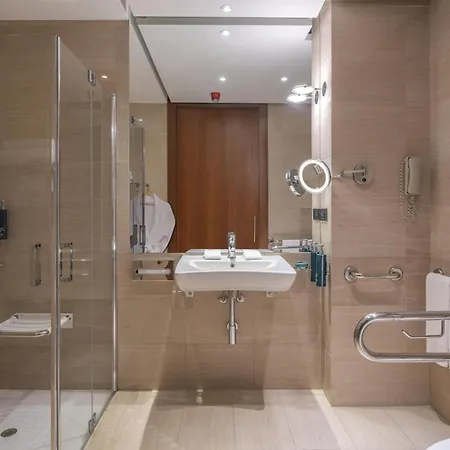 Hotel Doubletree By Hilton Lingotto 4*