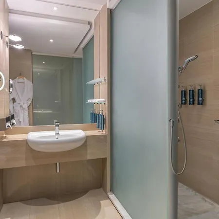 Doubletree By Hilton Lingotto Turin
