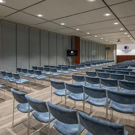 Hotel Doubletree By Hilton Lingotto 4*