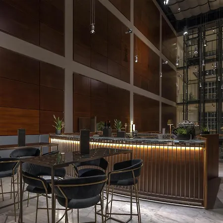 Hotel Doubletree By Hilton Lingotto 4*