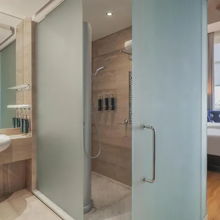 Doubletree By Hilton Lingotto Hotel Turin