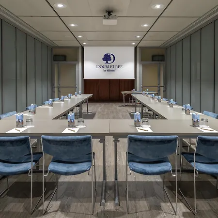 Doubletree By Hilton Lingotto 4*