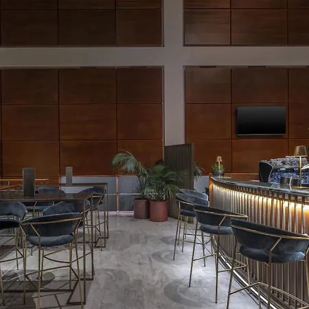 Doubletree By Hilton Lingotto