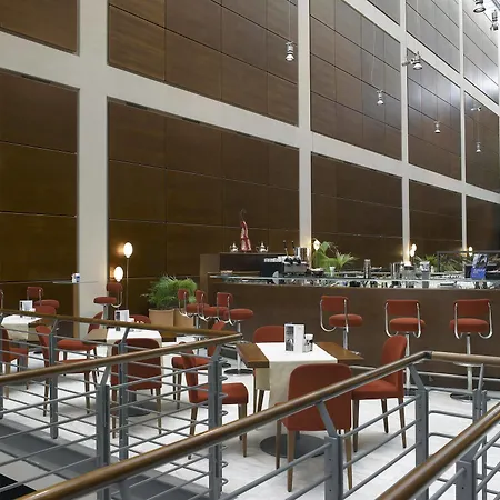 Hotel Doubletree By Hilton Lingotto 4*