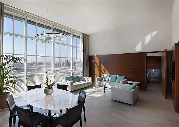 Doubletree By Hilton Lingotto Hotel